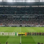 Time de futebol: titulares e reservas